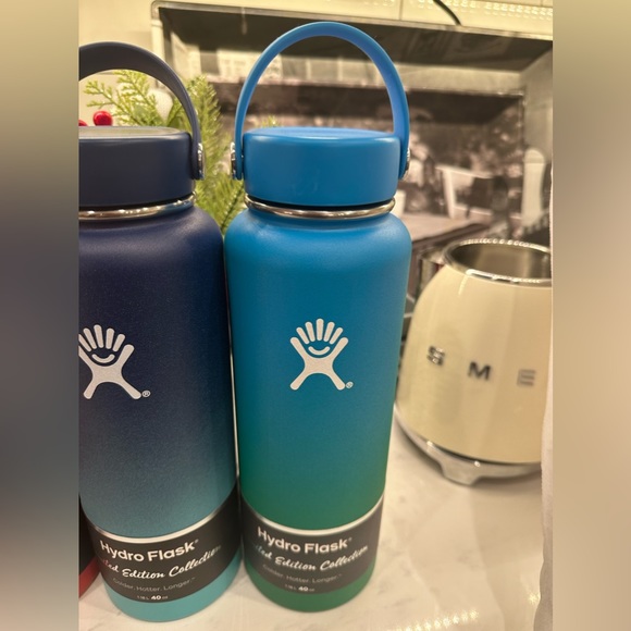 Hydro Flask Moana -  limited edition Hawaiian collection. Extremely rare. - Picture 3 of 7